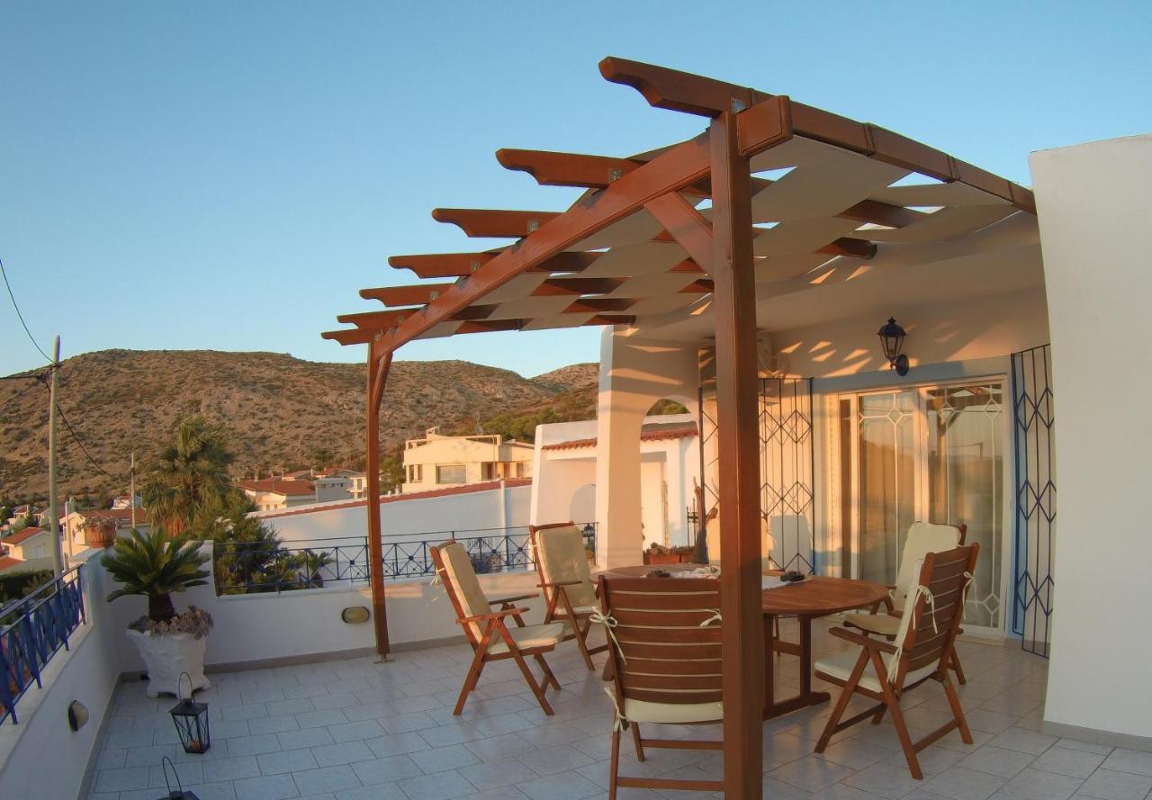 Blue & White Maisonette Over The Sea Near Sounio Sounion Exterior photo