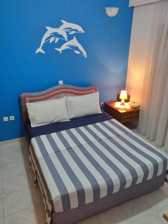 Blue & White Maisonette Over The Sea Near Sounio Sounion Exterior photo