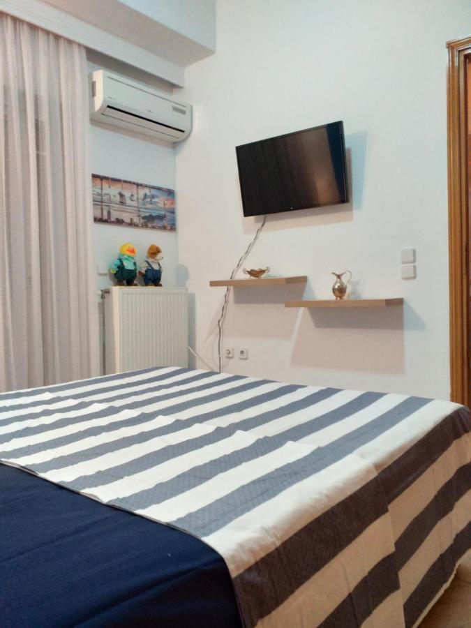 Blue & White Maisonette Over The Sea Near Sounio Sounion Exterior photo